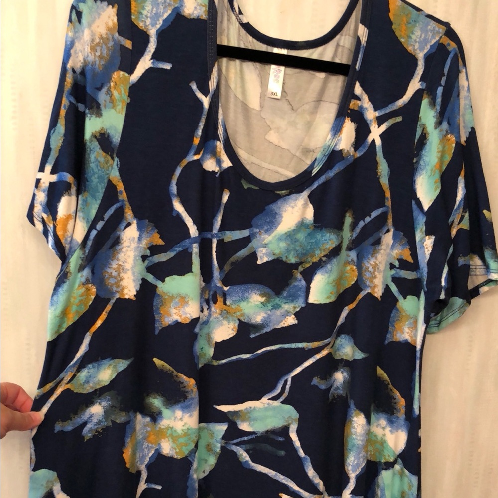 Lularoe Perfect Tee 3x. New (tags detached)